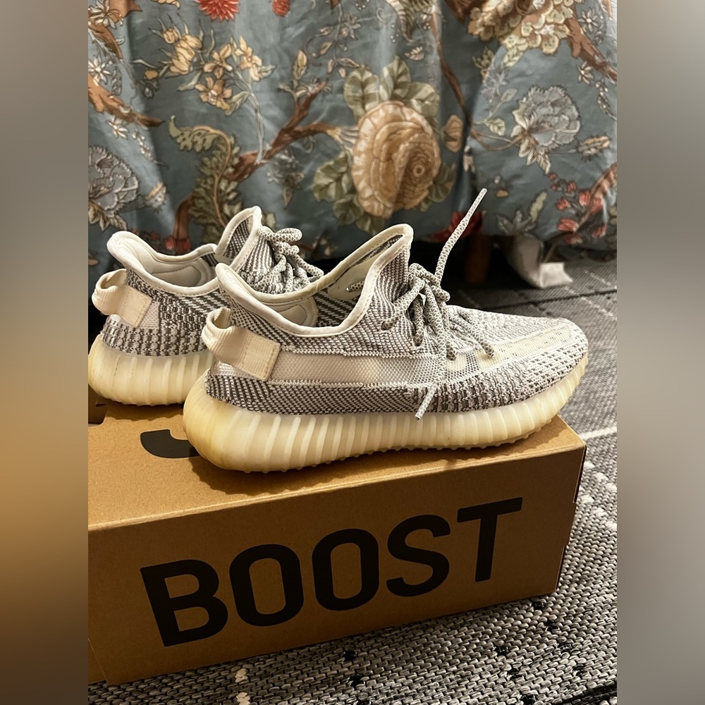 Adidas Yeezy Boost 350 V2 (non-reflective) Static